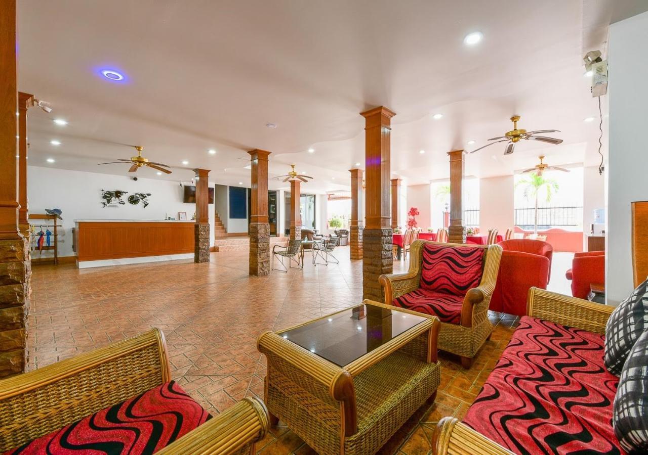 โรงแรม Sun & 2*